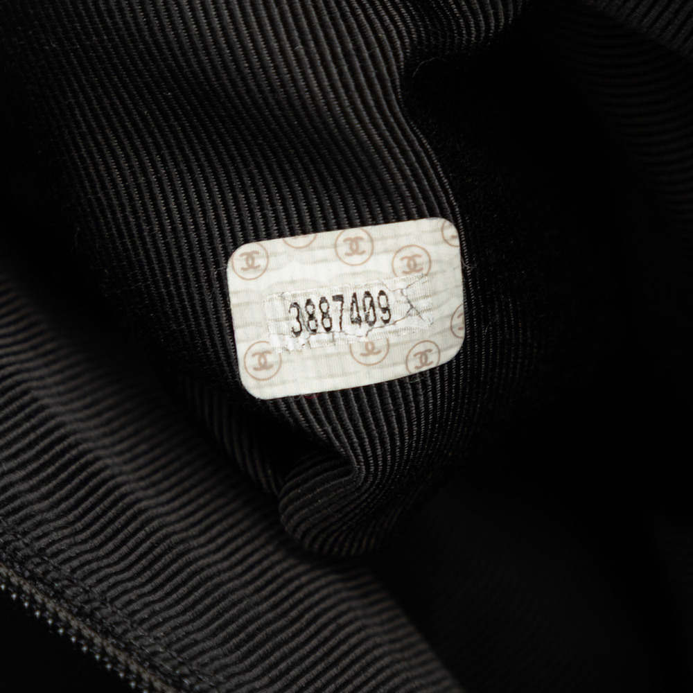 Pre-Loved Chanel CC Lambskin Chain Tote - Picture 6 of 7